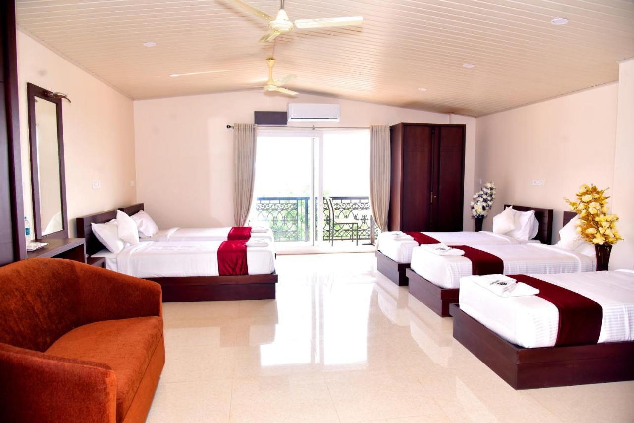 Hotel Coorg Palace Madikeri Dış mekan fotoğraf