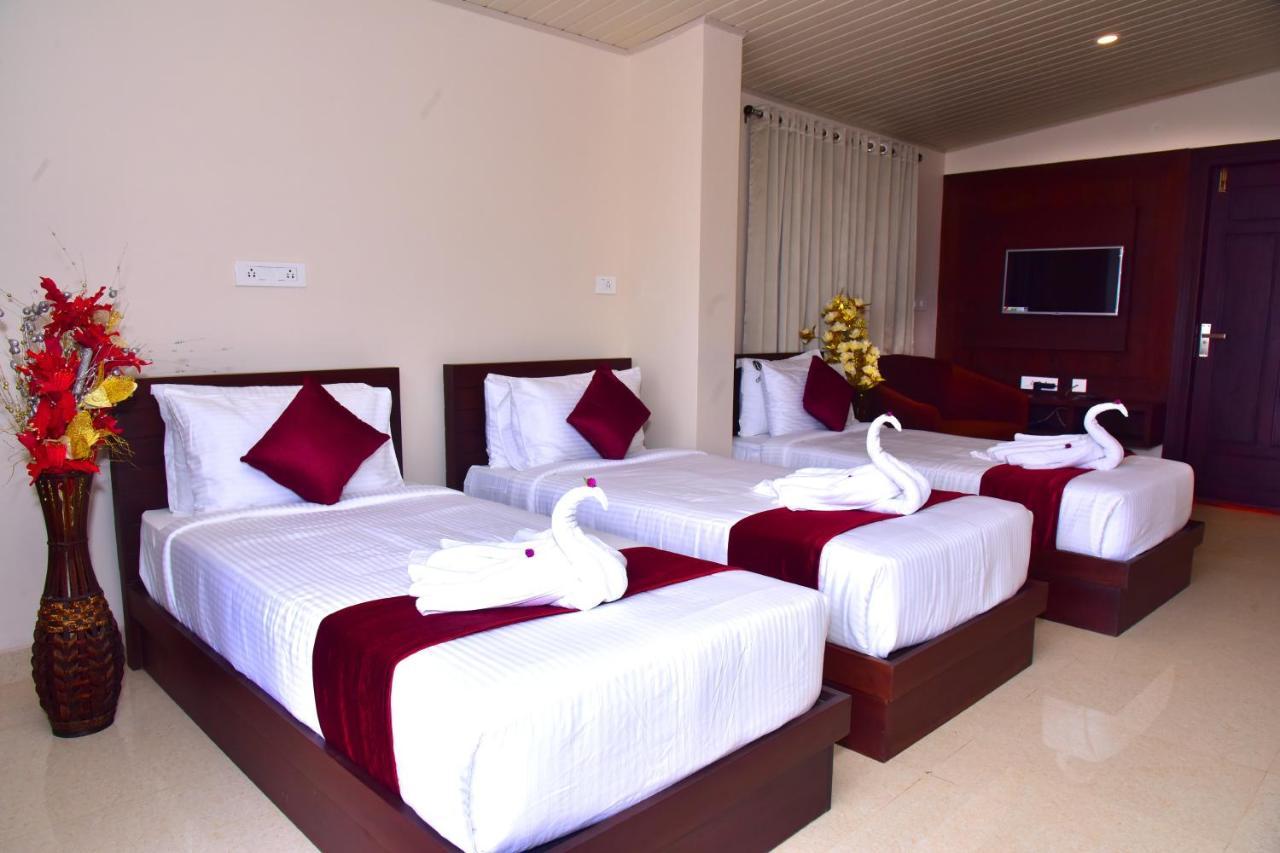 Hotel Coorg Palace Madikeri Dış mekan fotoğraf