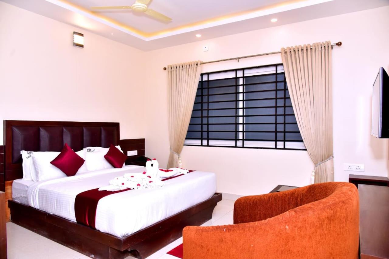 Hotel Coorg Palace Madikeri Dış mekan fotoğraf