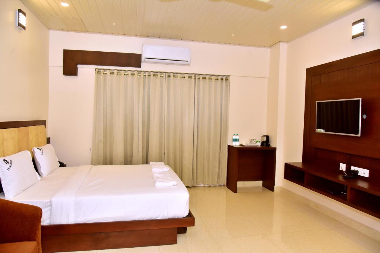 Hotel Coorg Palace Madikeri Dış mekan fotoğraf