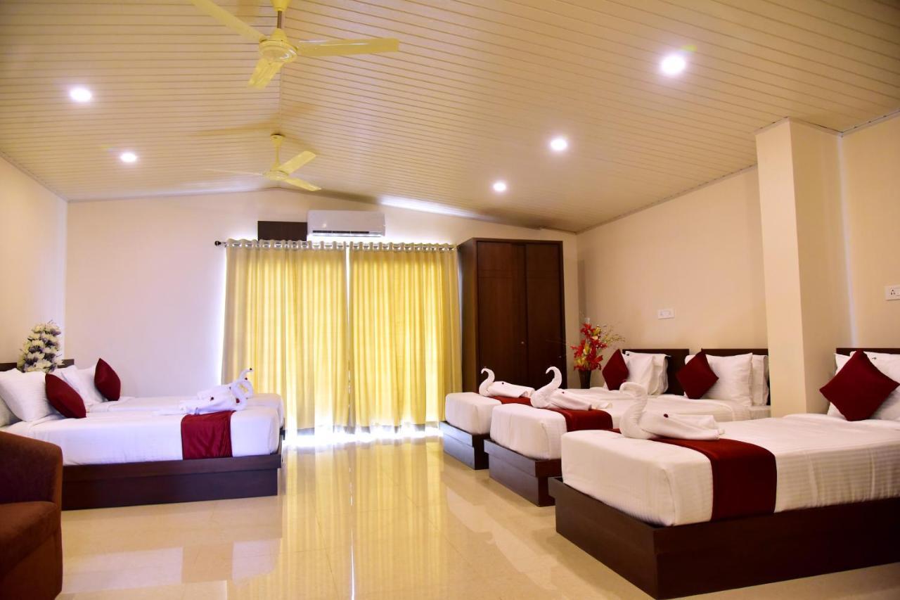 Hotel Coorg Palace Madikeri Dış mekan fotoğraf